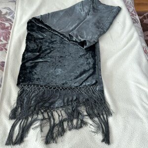 Shiny silver-gray scarf